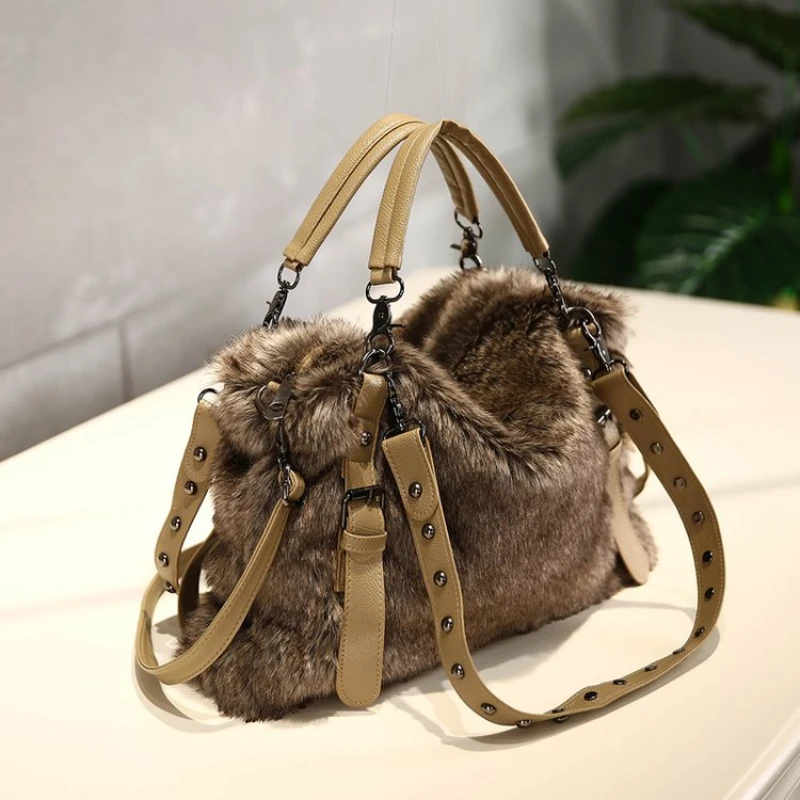 Woolen Velvet Women Trendy Ver - đánh giá và giá Women Bags Guess