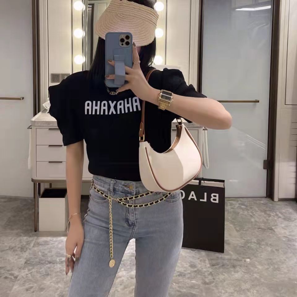Small Carmpit Bag Female 2024  - đánh giá và giá Women Bags Guess