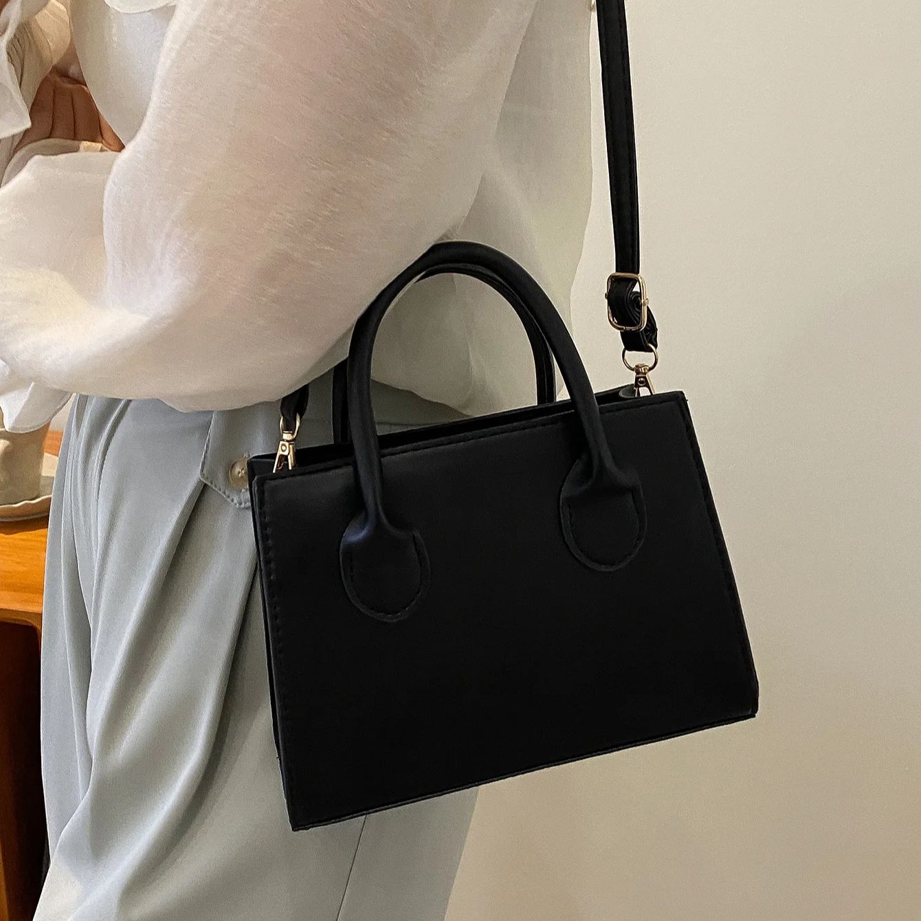 PU Leather Casual Crossbody Ba - đánh giá và giá Women Bags Guess